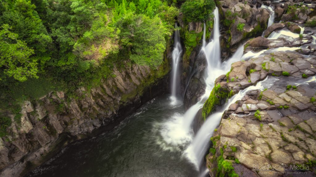  the most beautiful waterfalls in Kyushu Japan