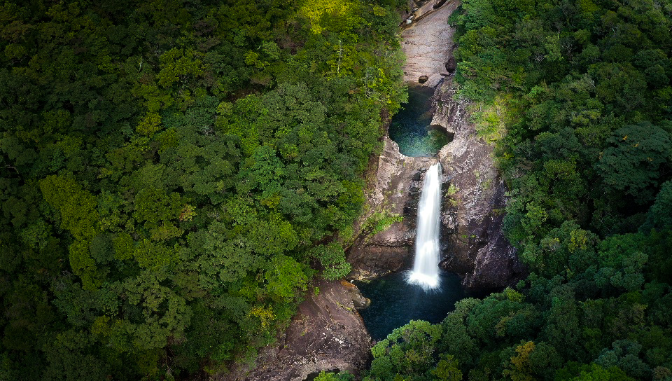  the most beautiful waterfalls in Kyushu Japan